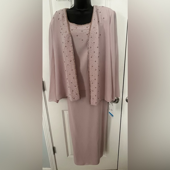 Dresses & Skirts - Brand NWT 2 piece Mauve  dress set Sz 14